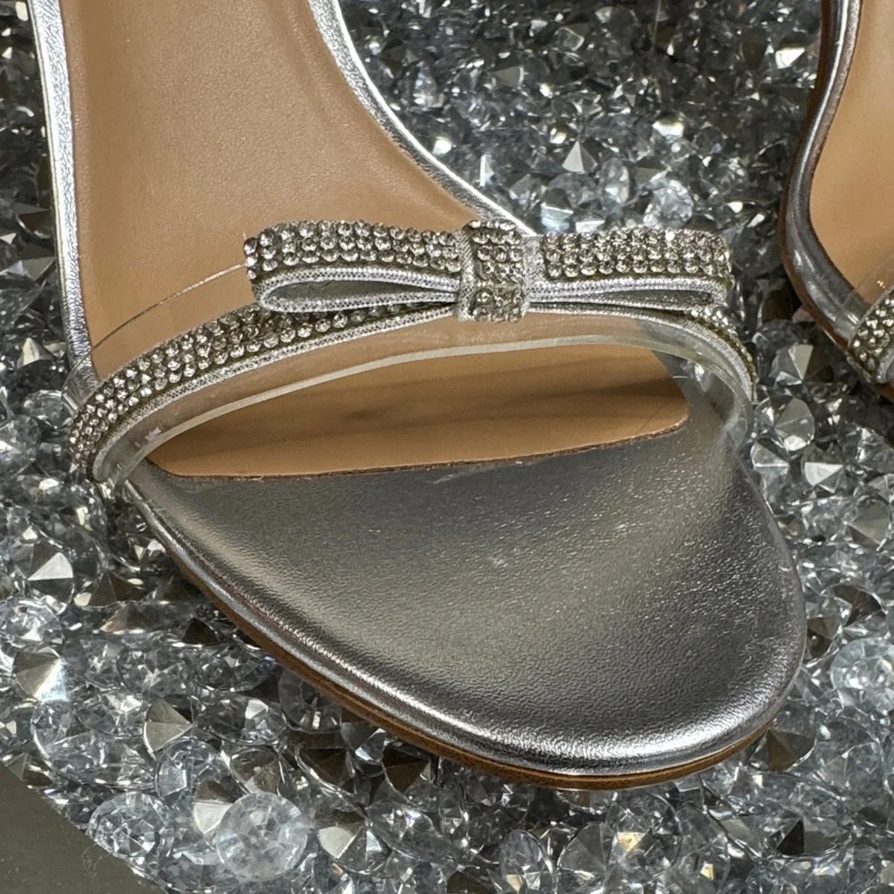 INC International Concepts Shimmering metallic Silver kitten Heels NEW 7.5